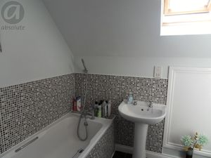 Family Bathroom- click for photo gallery